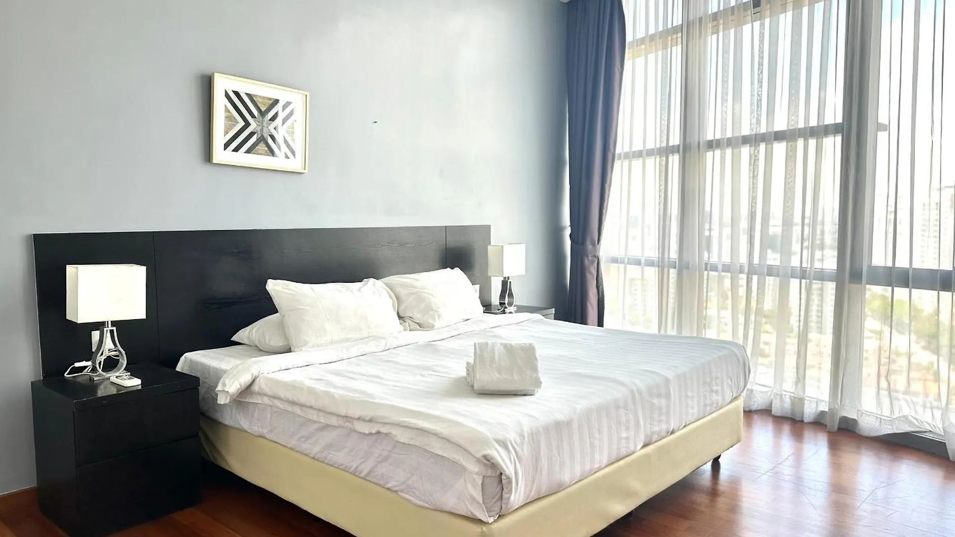 Azure Residences By Sleepy Bear Paradigm Mall Petaling Jaya Apartment